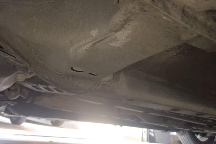 Used Hyundai Sonata 2013 2.4L Automatic Leading Edition China IV Standard Chassis Front Left
