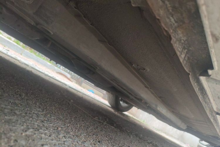 Used Hyundai Sonata 2013 2.4L Automatic Leading Edition China IV Standard Chassis Front Left