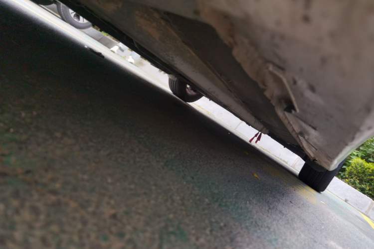 Used Hyundai Sonata 2013 2.4L Automatic Leading Edition China IV Standard Chassis Front Left