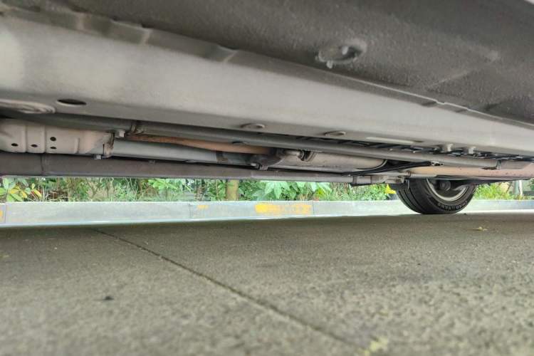 Used Hyundai Sonata 2013 2.0L Automatic Luxury Edition Chassis Front Left
