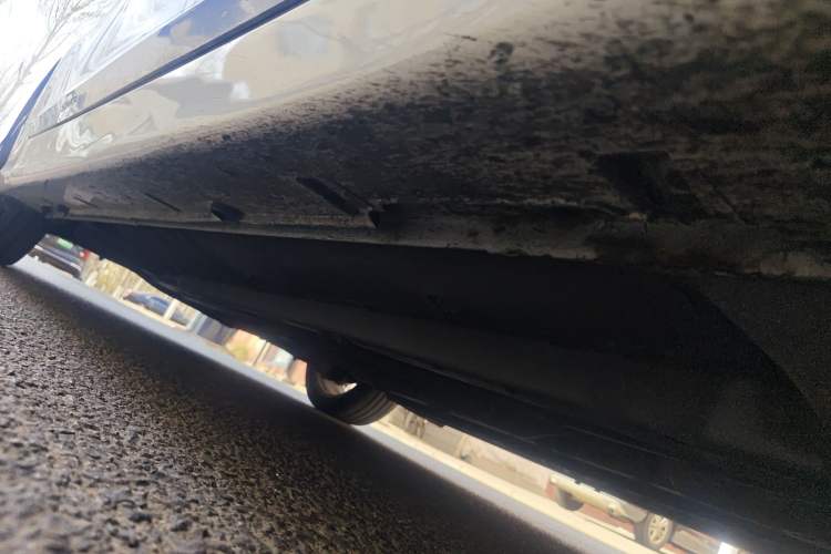 Used Hyundai Sonata 2013 2.4L Automatic Prestige Version China IV Standard Chassis Front Right