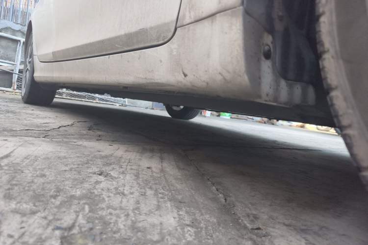 Used Hyundai Sonata 2013 2.0L Automatic Leading Edition Chassis Front Right