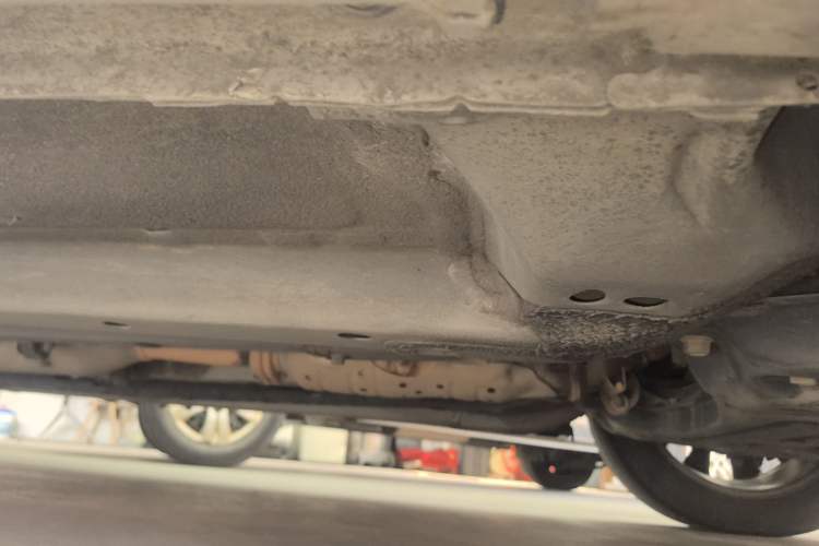 Used Hyundai Sonata 2013 2.4L Automatic Leading Edition China IV Standard Chassis Front Right