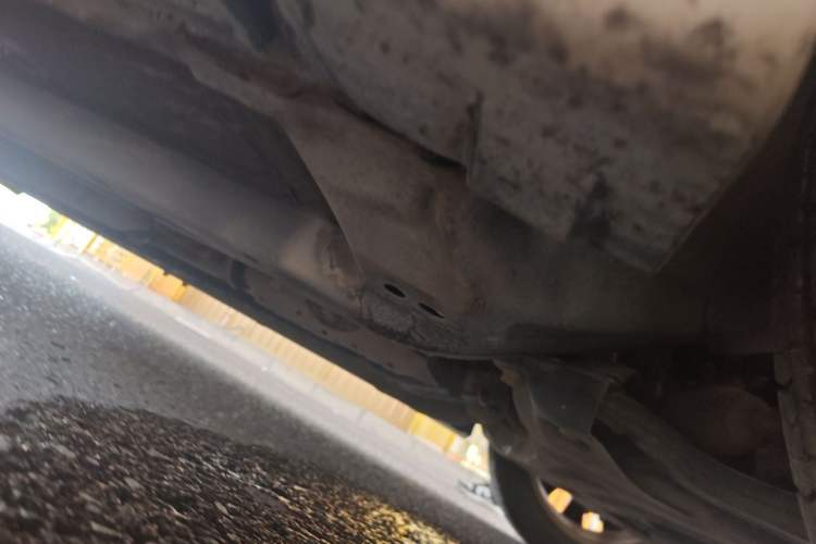 Used Hyundai Sonata 2013 2.4L Automatic Leading Edition China IV Standard Chassis Front Right