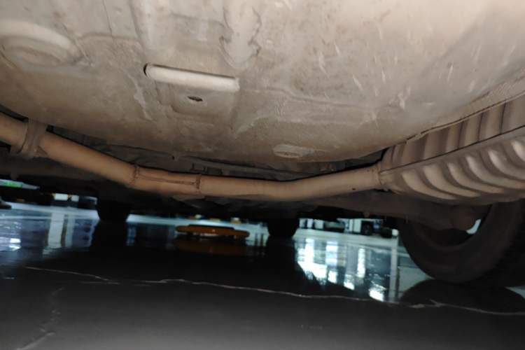 Used Hyundai Sonata 2013 2.4L Automatic Leading Edition China IV Standard Chassis Rear