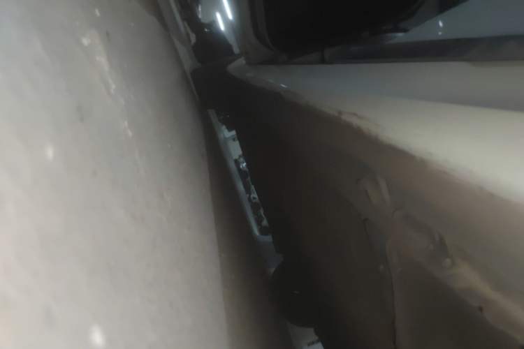 Used Hyundai Sonata 2013 2.4L Automatic Top-Grade Version China IV Standard Chassis Rear Left