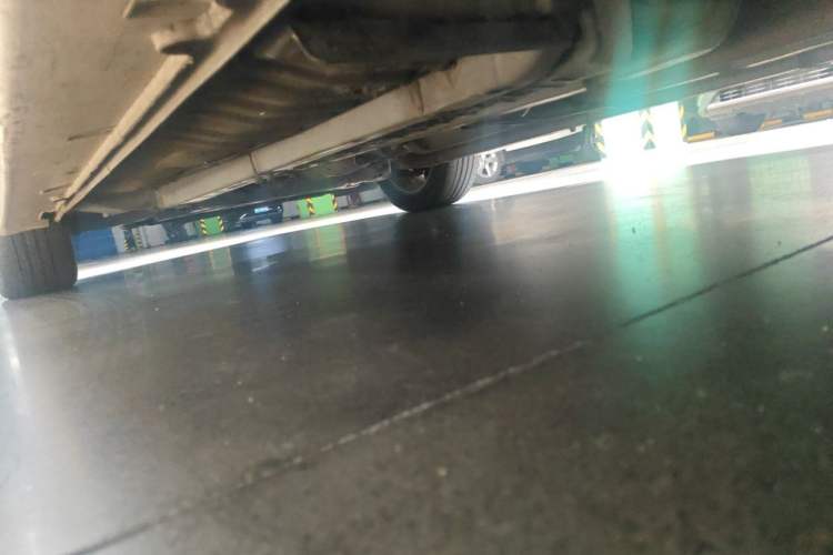 Used Hyundai Sonata 2013 2.4L Automatic Leading Edition China IV Standard Chassis Rear Left