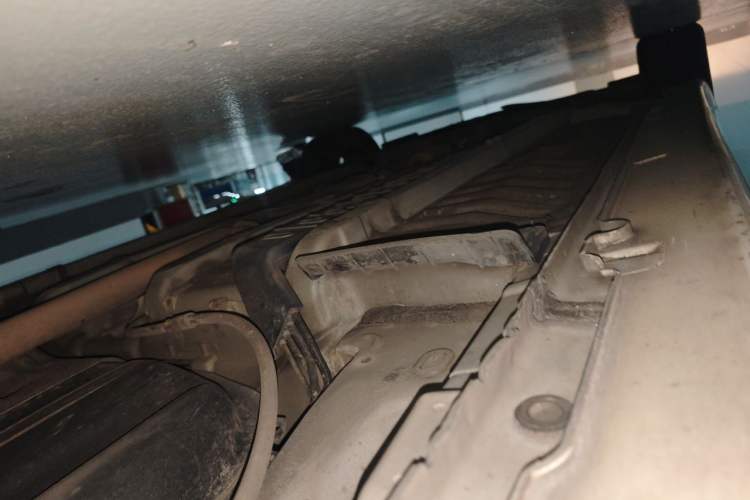 Used Hyundai Sonata 2013 2.0L Automatic Luxury Edition Chassis Rear Left