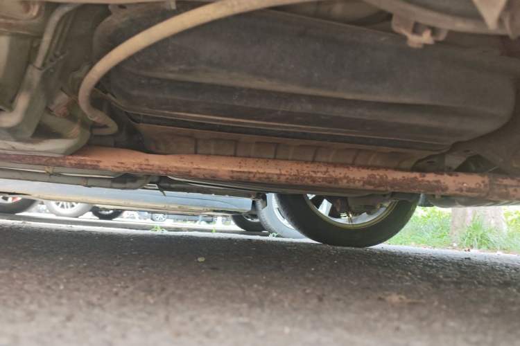 Used Hyundai Sonata 2013 2.4L Automatic Leading Edition China IV Standard Chassis Rear Left