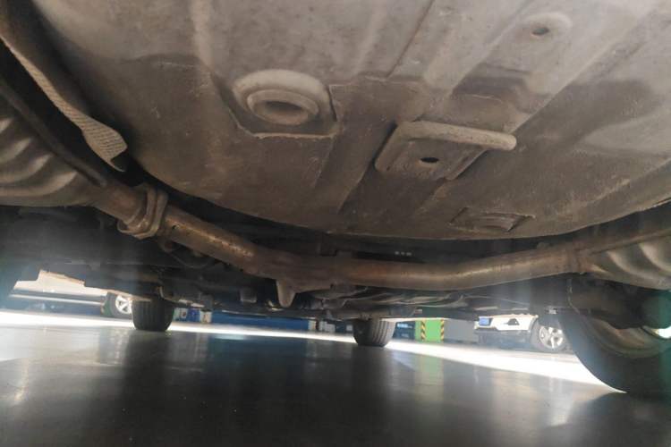 Used Hyundai Sonata 2013 2.4L Automatic Leading Edition China IV Standard Chassis Rear