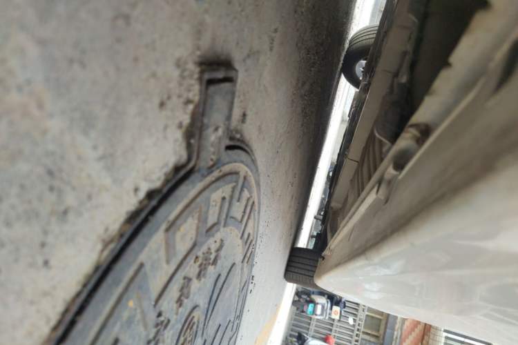 Used Hyundai Sonata 2013 2.4L Automatic Leading Edition China IV Standard Chassis Rear Right