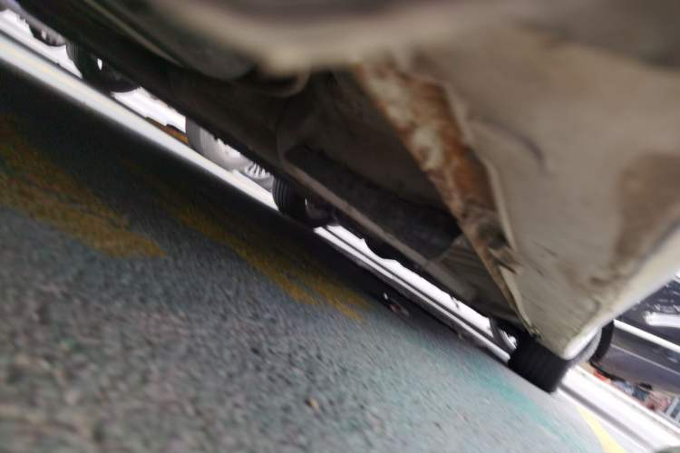 Used Hyundai Sonata 2013 2.4L Automatic Leading Edition China IV Standard Chassis Rear Right
