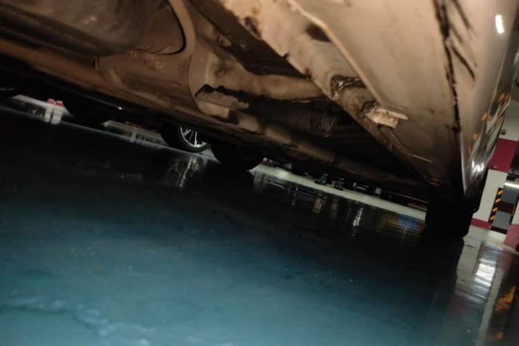 Used Hyundai Sonata 2013 2.0L Automatic Luxury Edition Chassis Rear Right