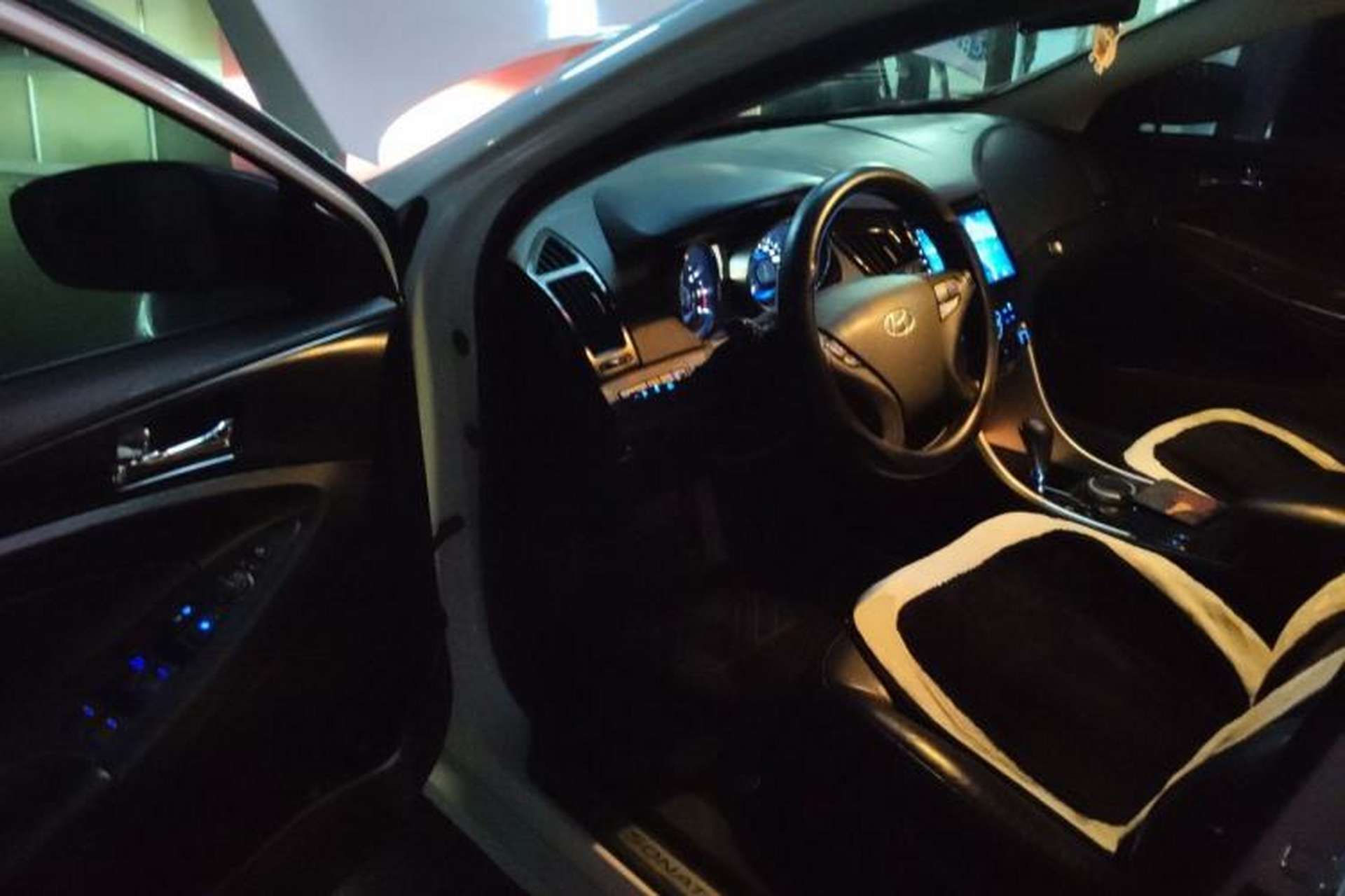 Used Hyundai Sonata 2013 2.0L Automatic Luxury Edition Driver Seat