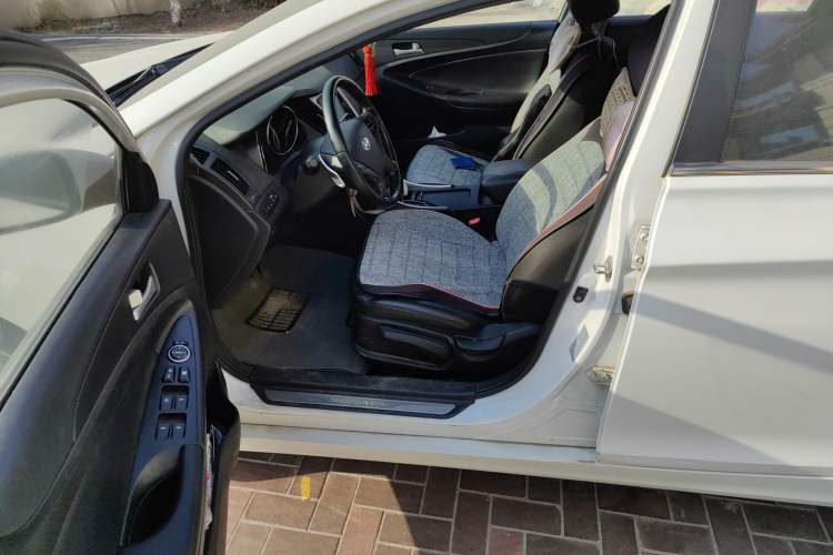 Used Hyundai Sonata 2013 2.0L Automatic Fashion Edition Driver Seat