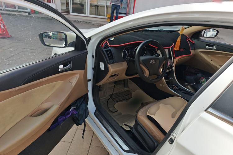 Used Hyundai Sonata 2013 2.0L Automatic Fashion Edition Driver Seat