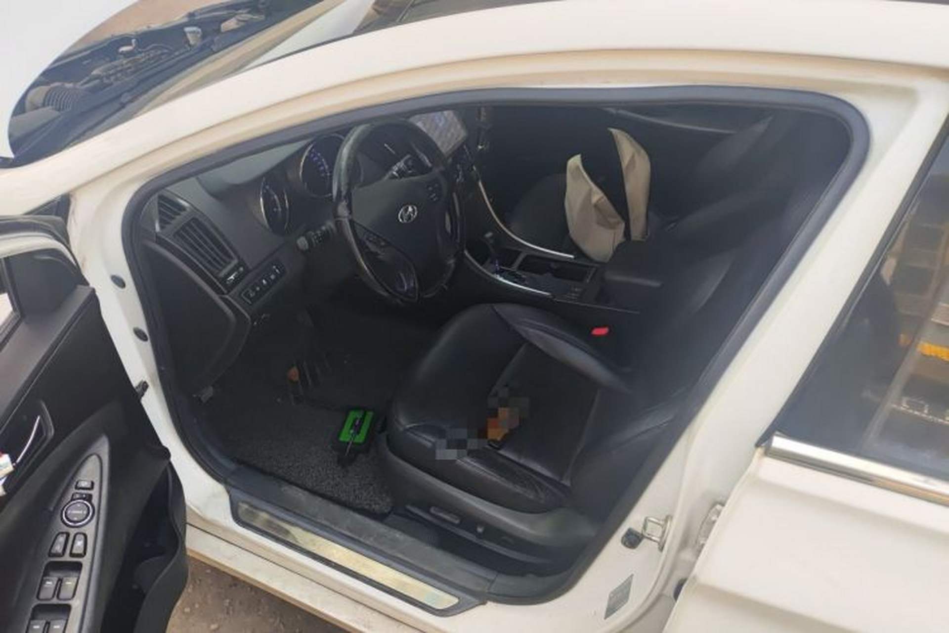 Used Hyundai Sonata 2013 2.0L Automatic Luxury Edition Driver Seat
