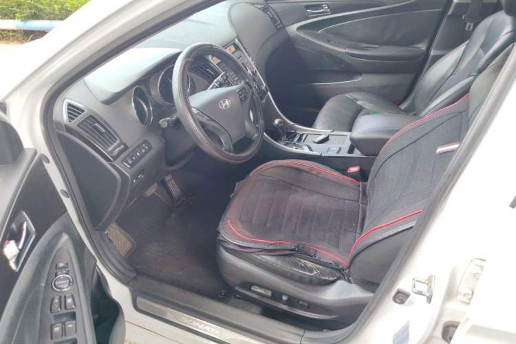Used Hyundai Sonata 2013 2.0L Automatic Luxury Edition Driver Seat