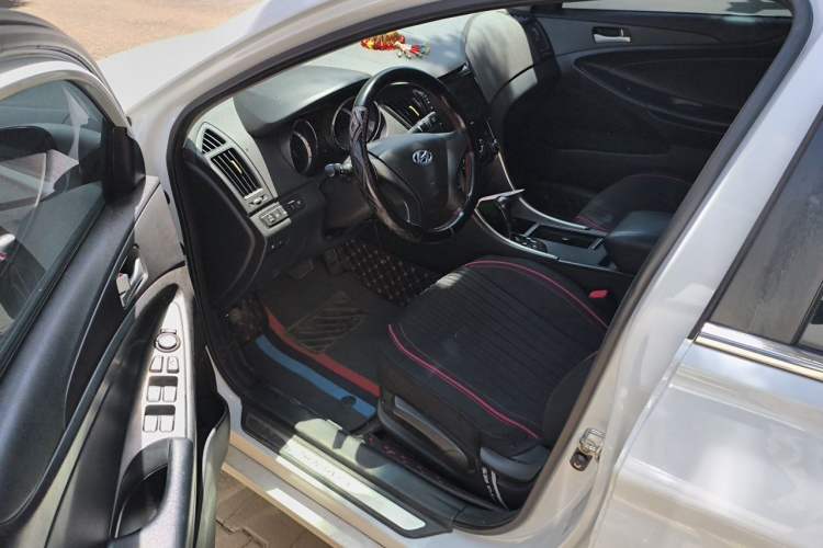 Used Hyundai Sonata 2013 2.0L Automatic Fashion Edition Driver Seat
