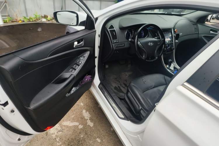 Used Hyundai Sonata 2013 2.0L Automatic Leading Edition Driver Seat