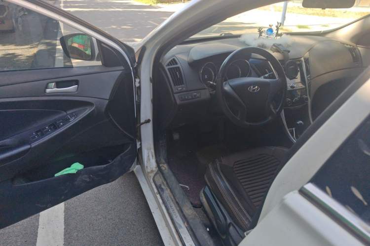 Used Hyundai Sonata 2013 2.0L Automatic Fashion Edition Driver Seat