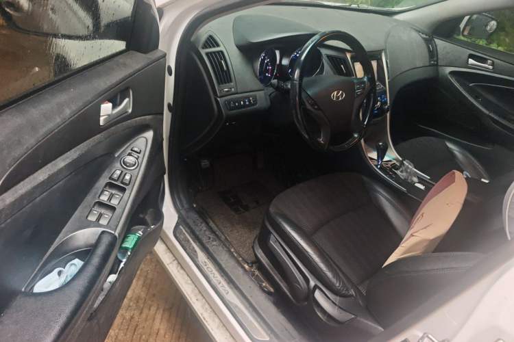 Used Hyundai Sonata 2013 2.0L Automatic Leading Edition Driver Seat