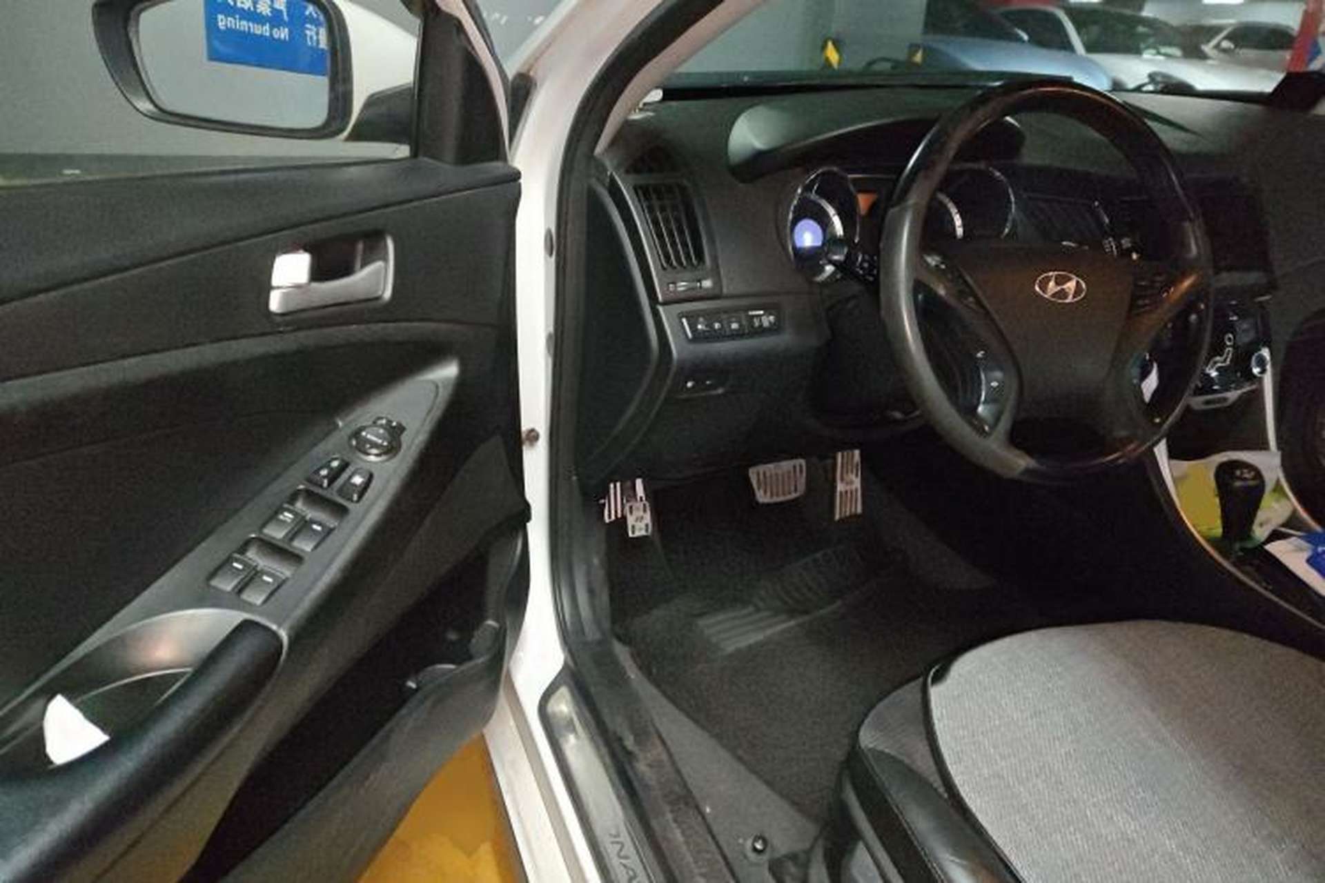 Used Hyundai Sonata 2013 2.0L Automatic Fashion Edition Driver Seat