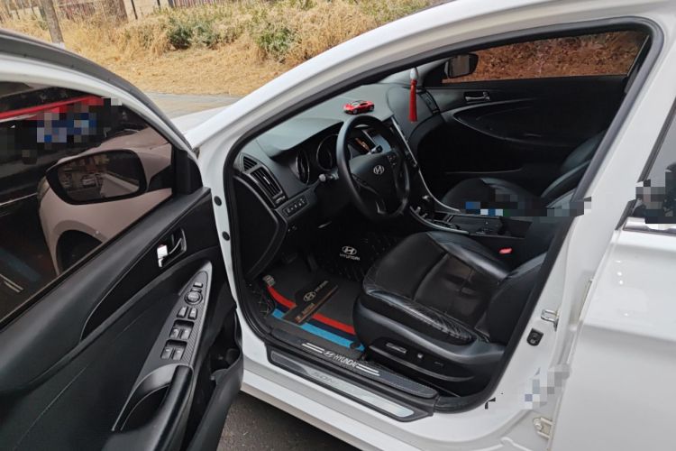 Used Hyundai Sonata 2013 2.4L Automatic Leading Edition China IV Standard Driver Seat