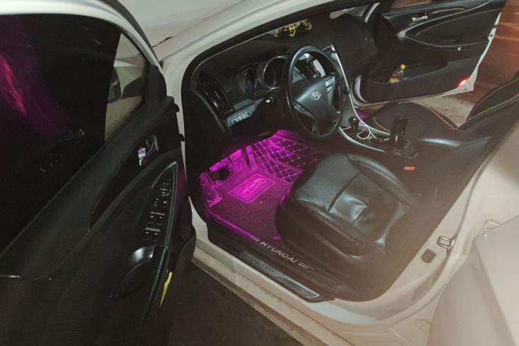 Used Hyundai Sonata 2013 2.0L Automatic Luxury Edition Driver Seat