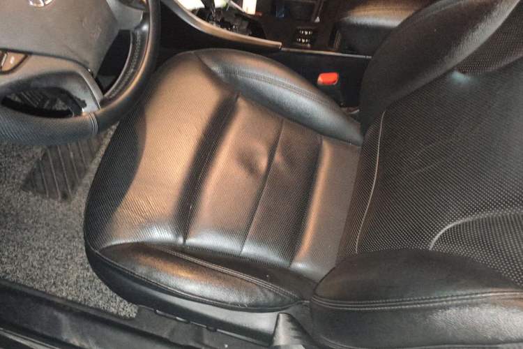 Used Hyundai Sonata 2013 2.4L Automatic Luxury Version China IV Standard Driver Seat