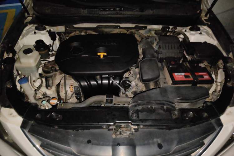 Used Hyundai Sonata 2013 2.0L Automatic Leading Edition Engine Bay