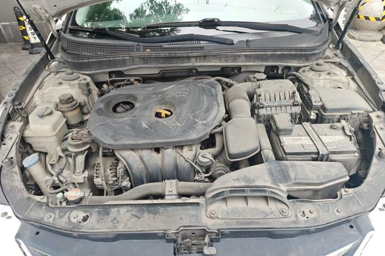 Used Hyundai Sonata 2013 2.0L Automatic Luxury Edition Engine Bay