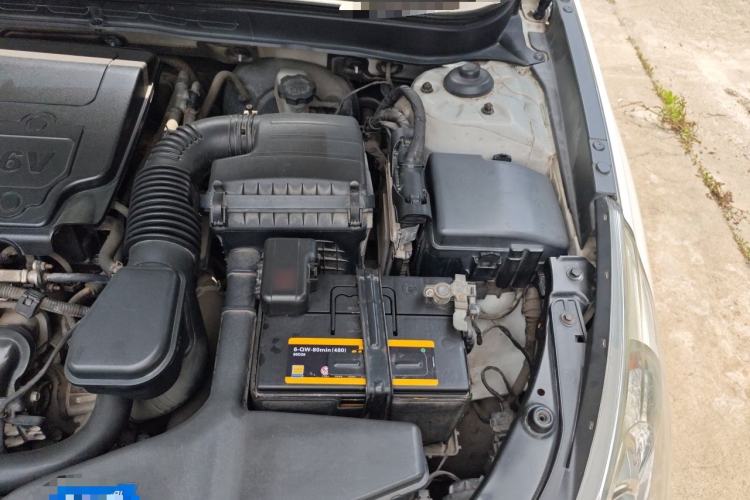 Used Hyundai Sonata 2013 2.4L Automatic Prestige Version China IV Standard Engine Bay Left