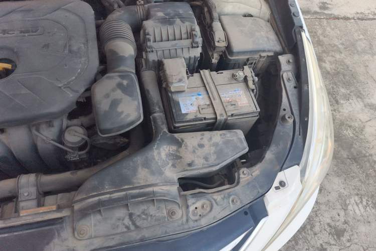 Used Hyundai Sonata 2013 2.0L Automatic Leading Edition Engine Bay Left
