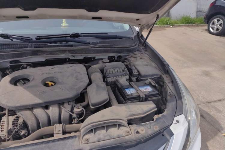 Used Hyundai Sonata 2013 2.0L Automatic Fashion Edition Engine Bay Left