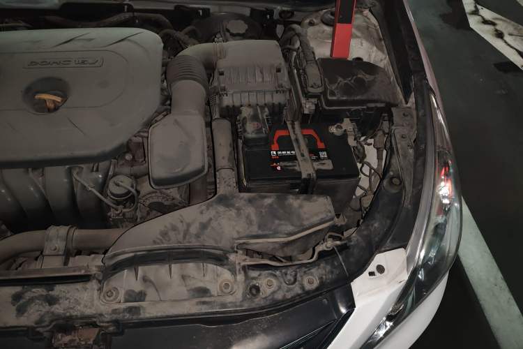 Used Hyundai Sonata 2013 2.0L Automatic Leading Edition Engine Bay Left