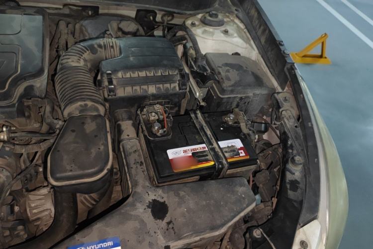 Used Hyundai Sonata 2013 2.4L Automatic Leading Edition China IV Standard Engine Bay Left