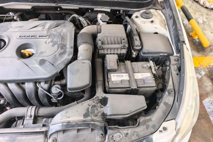 Used Hyundai Sonata 2013 2.0L Automatic Leading Edition Engine Bay Left