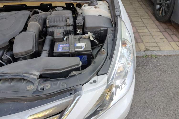 Used Hyundai Sonata 2013 2.0L Automatic Fashion Edition Engine Bay Left