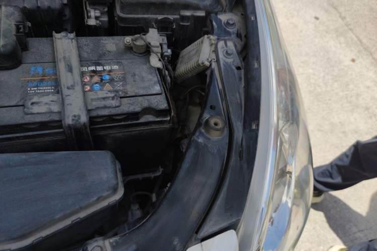 Used Hyundai Sonata 2013 2.0L Automatic Luxury Edition Engine Bay Left
