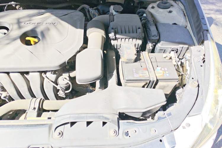 Used Hyundai Sonata 2013 2.0L Automatic Luxury Edition Engine Bay Left