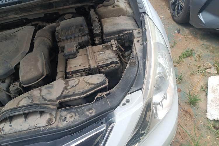 Used Hyundai Sonata 2013 2.0L Automatic Luxury Edition Engine Bay Left