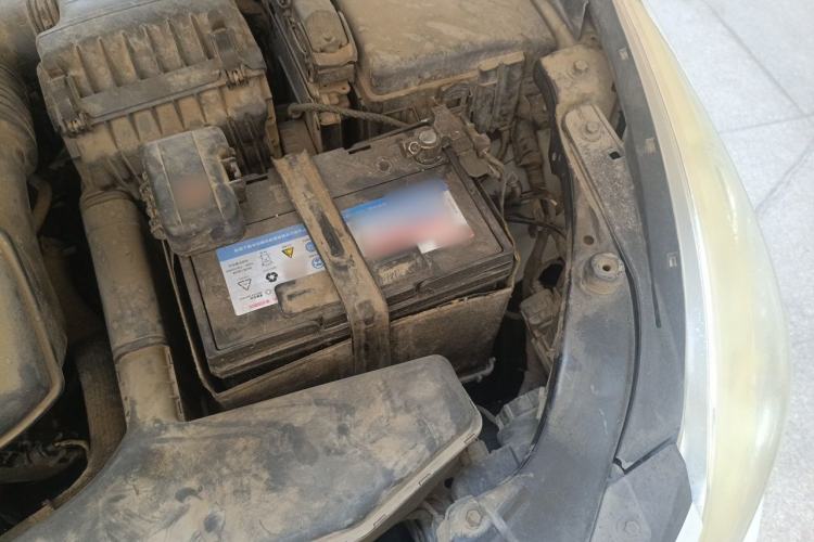 Used Hyundai Sonata 2013 2.0L Automatic Leading Edition Engine Bay Left