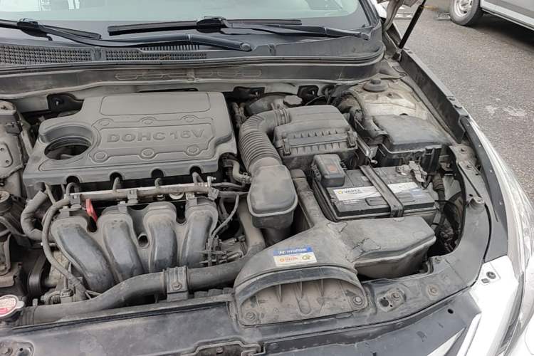 Used Hyundai Sonata 2013 2.4L Automatic Luxury Version China V Standard Engine Bay Left