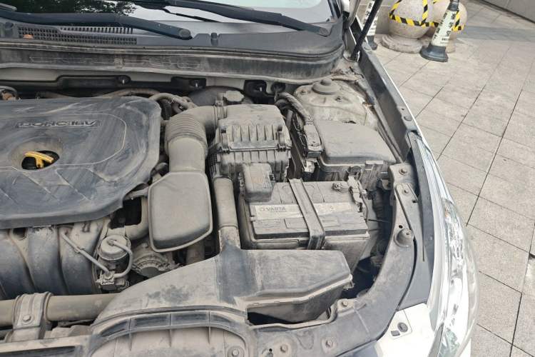 Used Hyundai Sonata 2013 2.0L Automatic Luxury Edition Engine Bay Left