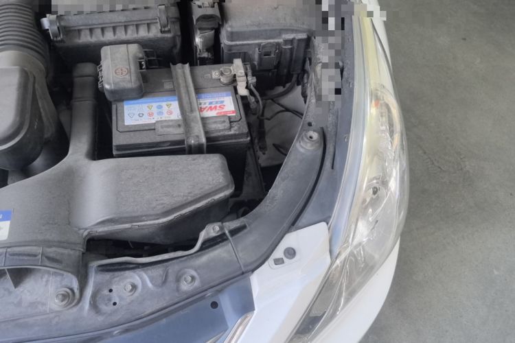 Used Hyundai Sonata 2013 2.4L Automatic Leading Edition China IV Standard Engine Bay Left