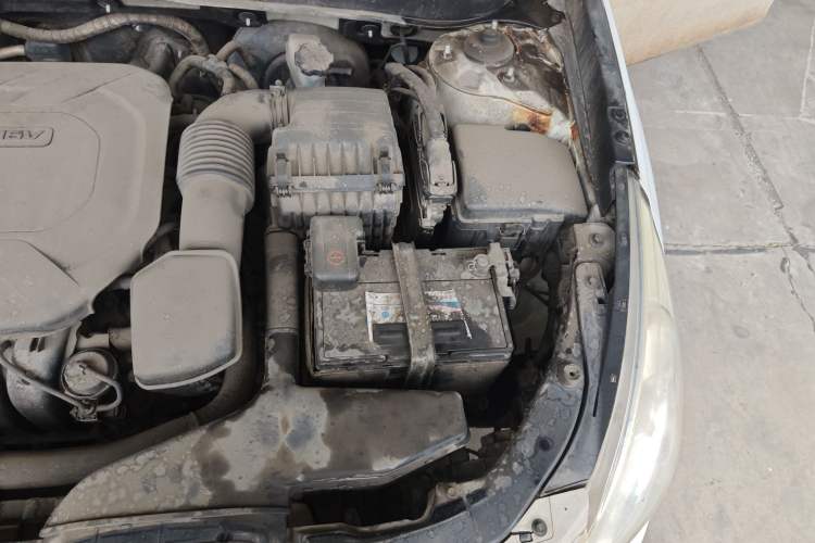 Used Hyundai Sonata 2013 2.0L Automatic Leading Edition Engine Bay Left