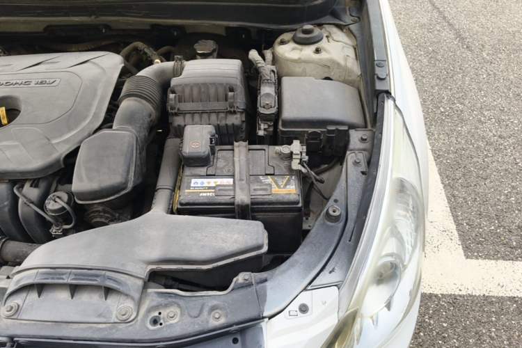 Used Hyundai Sonata 2013 2.0L Automatic Luxury Edition Engine Bay Left