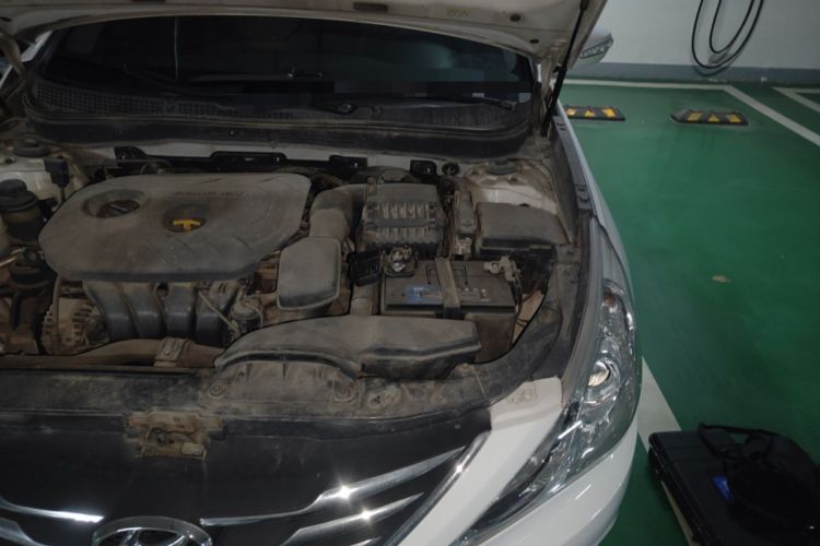 Used Hyundai Sonata 2013 2.0L Automatic Fashion Edition Engine Bay Left