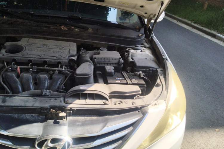 Used Hyundai Sonata 2013 2.4L Automatic Leading Edition China IV Standard Engine Bay Left